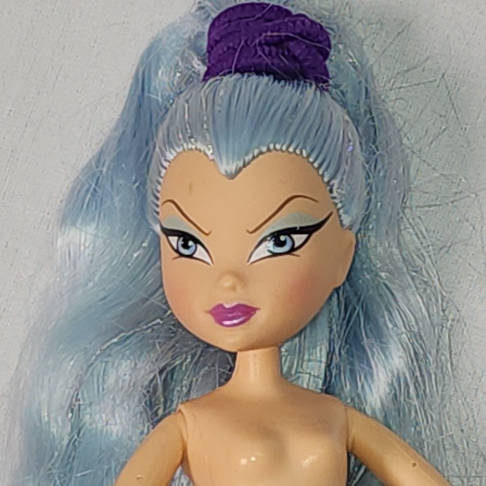 Mattel Winx Club 2004 Season 1 Icy Witch Transformation Doll Nude Bendable Limbs